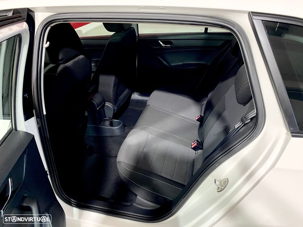 Skoda Rapid Spaceback 1.2 TSi Elegance - 20