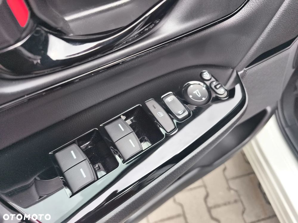 Honda CR-V 2.0 i-MMD Sport Line CVT - 24