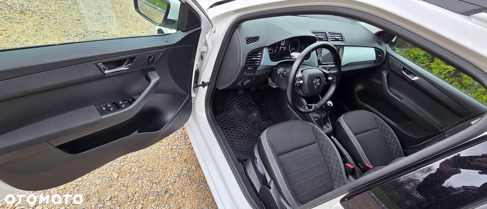 Skoda Fabia 1.0 TSI Ambition Plus - 10