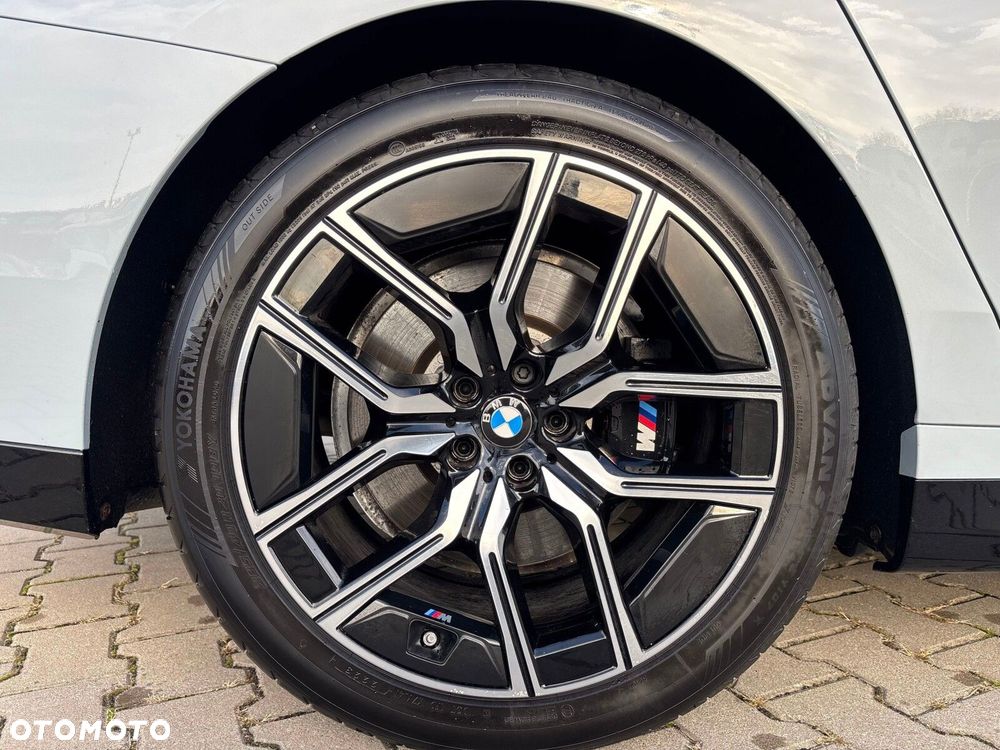 BMW Seria 7 - 10