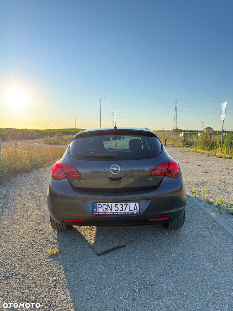 Opel Astra 1.7 CDTI DPF Edition - 7