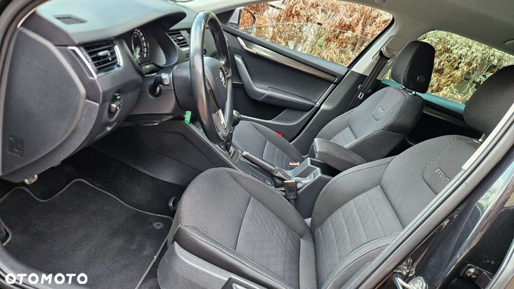 Skoda Octavia - 14