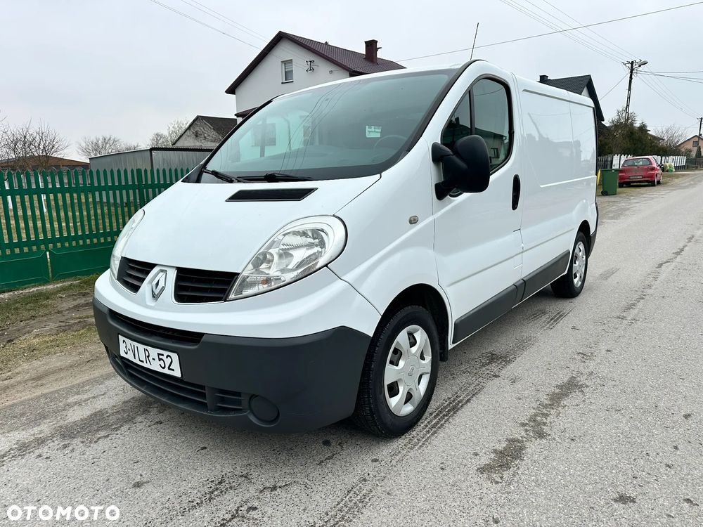Renault Trafic - 1