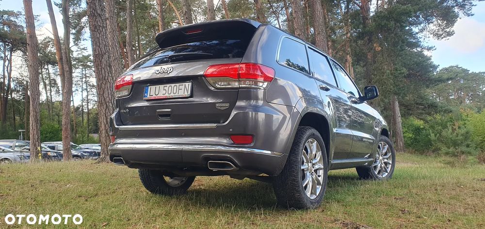 Jeep Grand Cherokee 5.7 V8 HEMI Summit