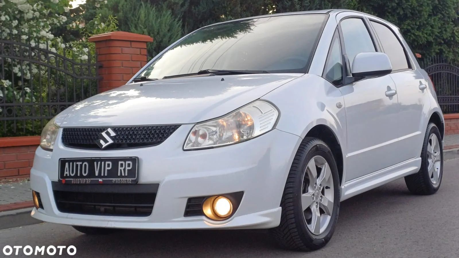 Suzuki SX4 1.6 Comfort Plus - 1