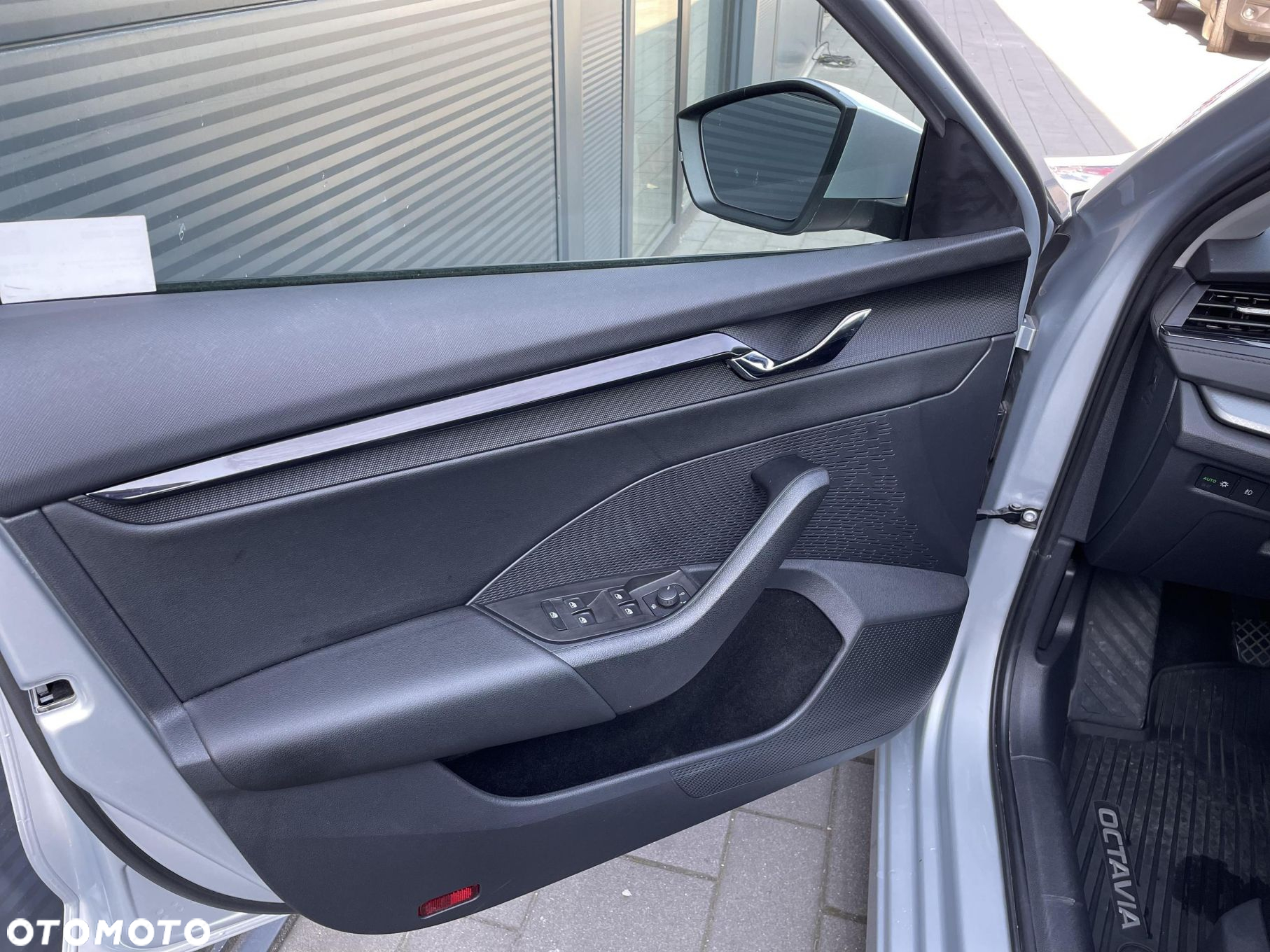 Skoda Octavia 1.5 TSI ACT Ambition - 10