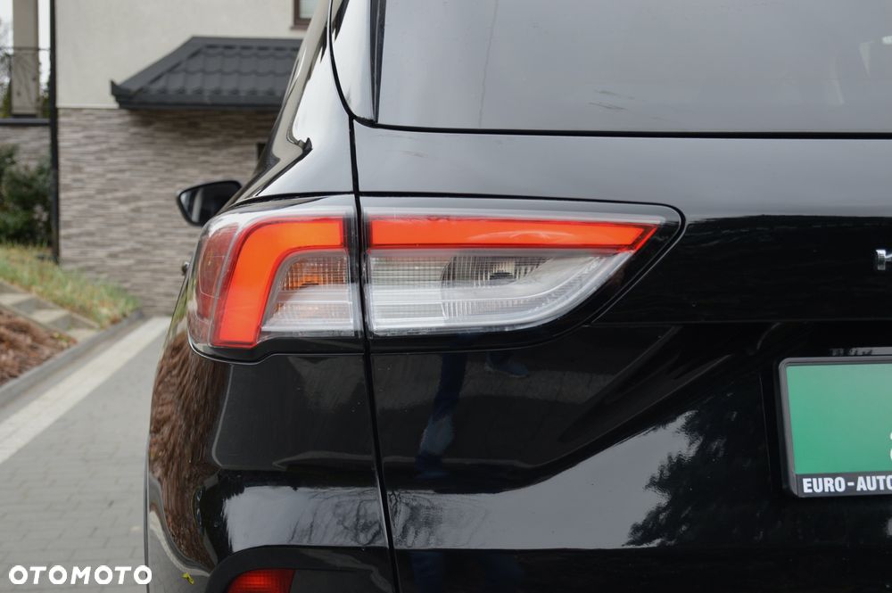 Ford Kuga 2.0 EcoBlue 4x4 TITANIUM - 37