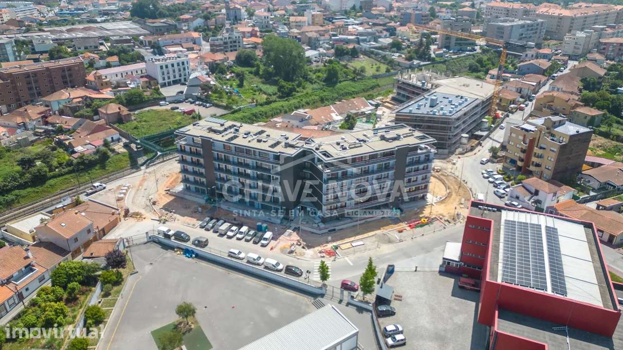T1 Novo c/ Lugar de Garagem em Santa Marinha (VL8) - Grande imagem: 2/32