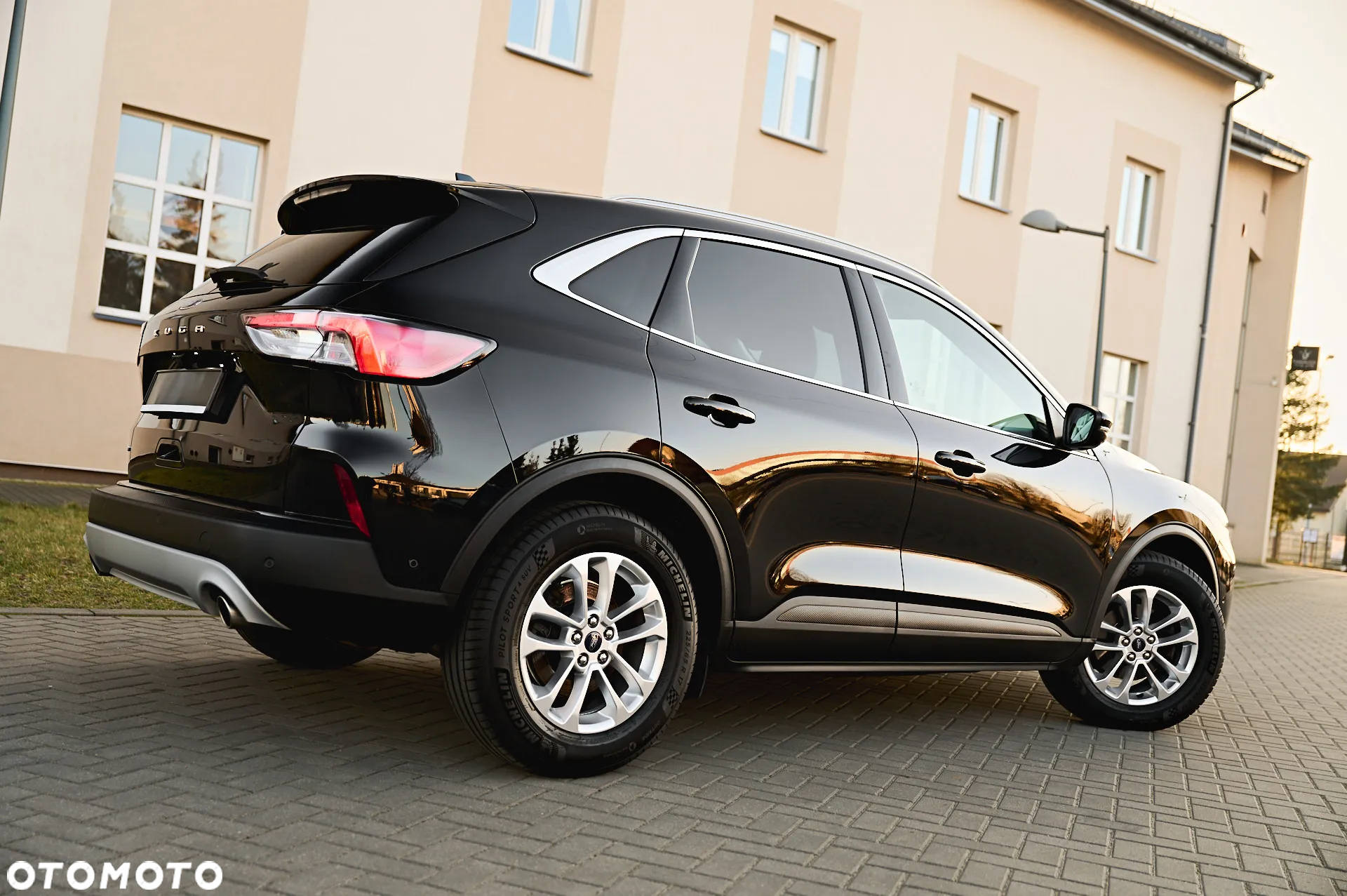Ford Kuga 2.0 EcoBlue AWD Titanium - 14