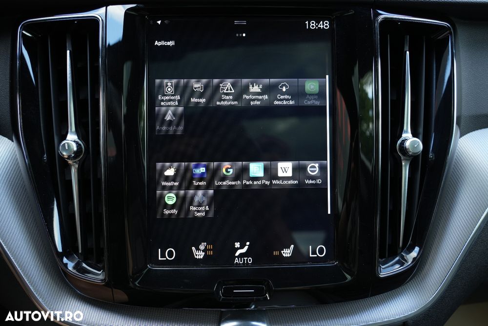 Volvo XC 60 D5 AWD Geartronic RDesign - 23