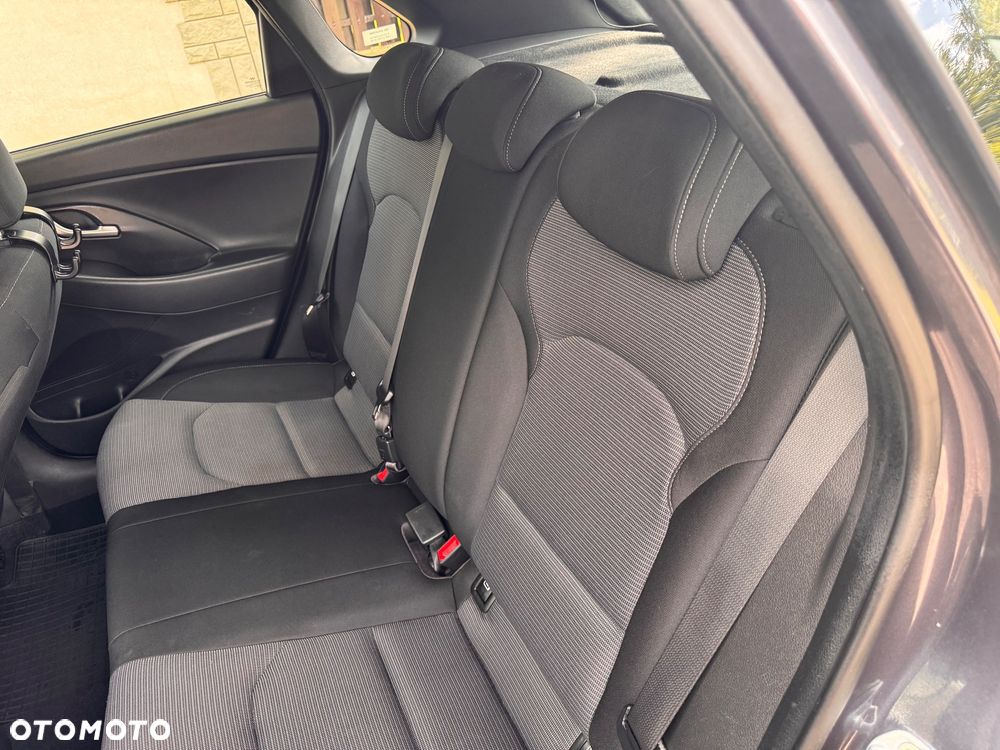 Hyundai i30 1.4 Premiere Comfort - 16
