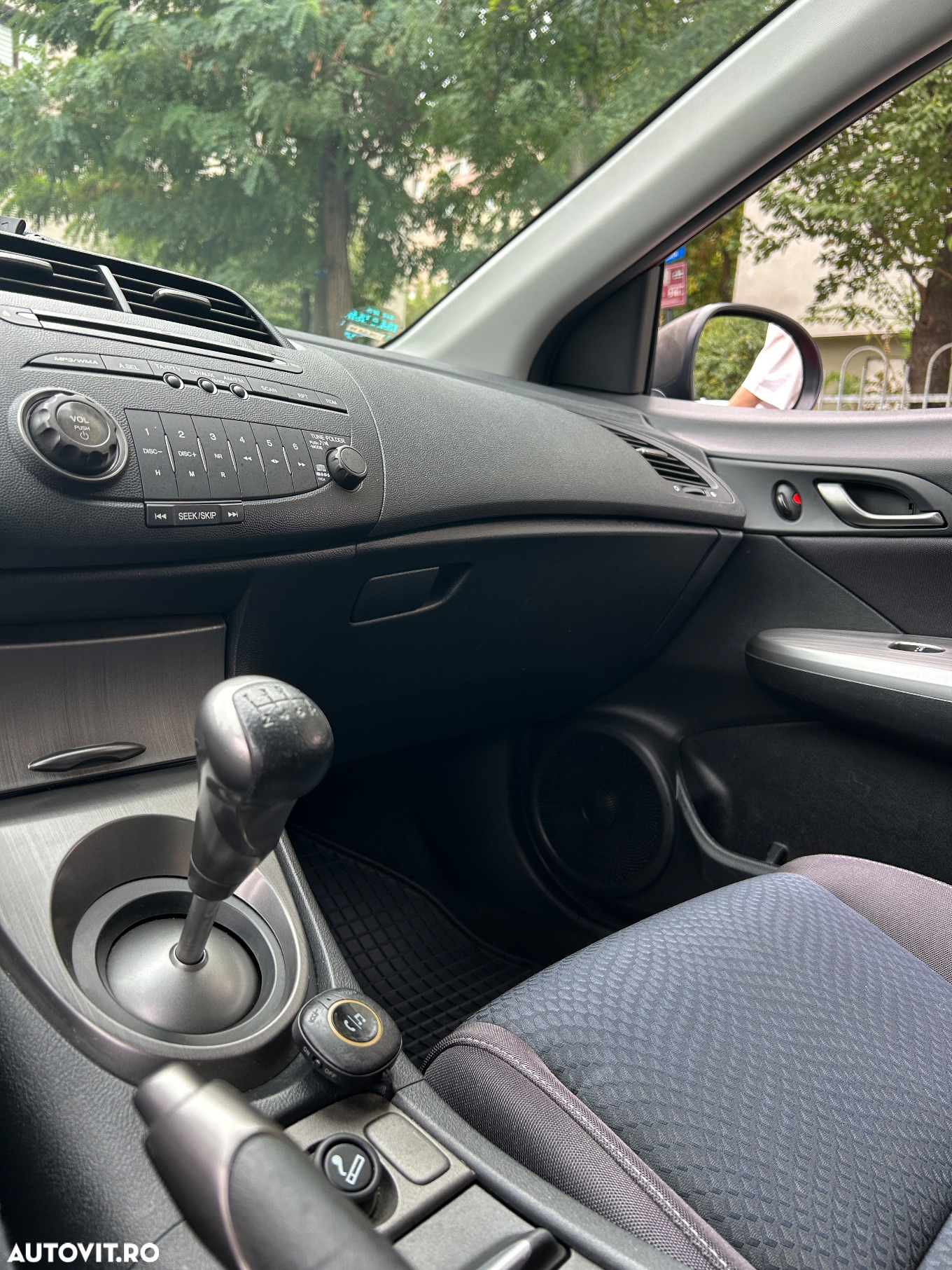 Honda Civic 1.4 i-VTEC - 14