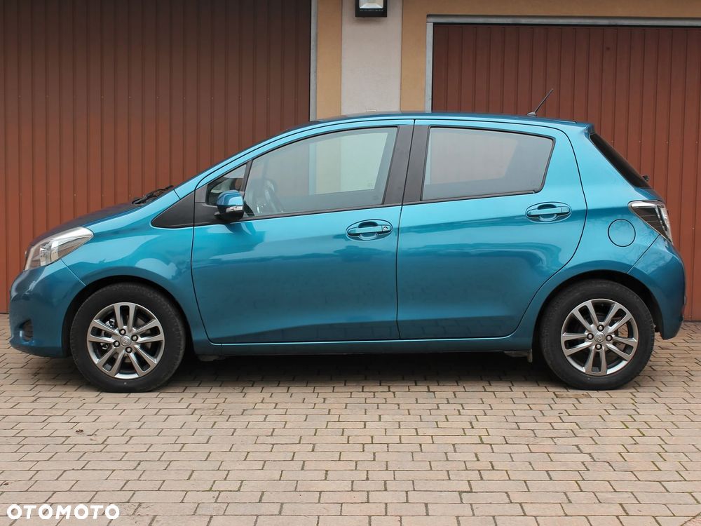 Toyota Yaris 1.33 VVT-i Executive - 9