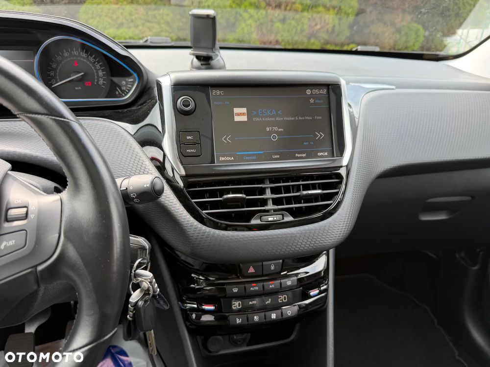 Peugeot 2008 PureTech 110 Stop&Start Allure - 28
