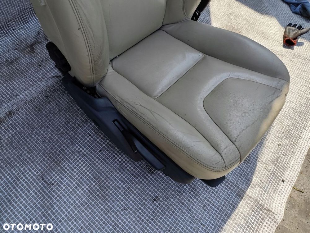 VOLVO S60 II V60 10-18 FOTEL PRAWY PASAŻERA JASNA SKÓRA AIRBAG GRZANY - 5