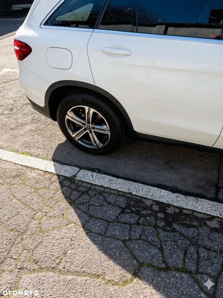 Mercedes-Benz GLC 220 d 4Matic 9G-TRONIC Exclusive - 6
