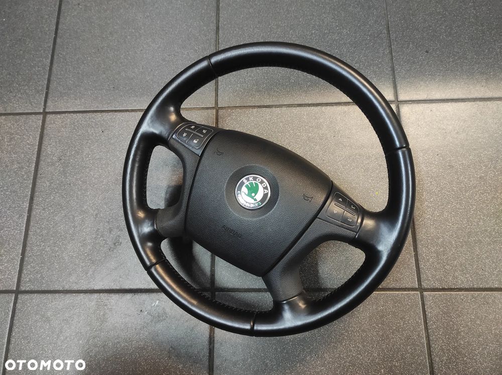 KIEROWNICA 4 RAMIENNA SKÓRZANA MULTIFUNKCJA SKODA FABIA 2 SUPERB 1 OCTAVIA 1 2 WYSYŁKA !!!!! - 1