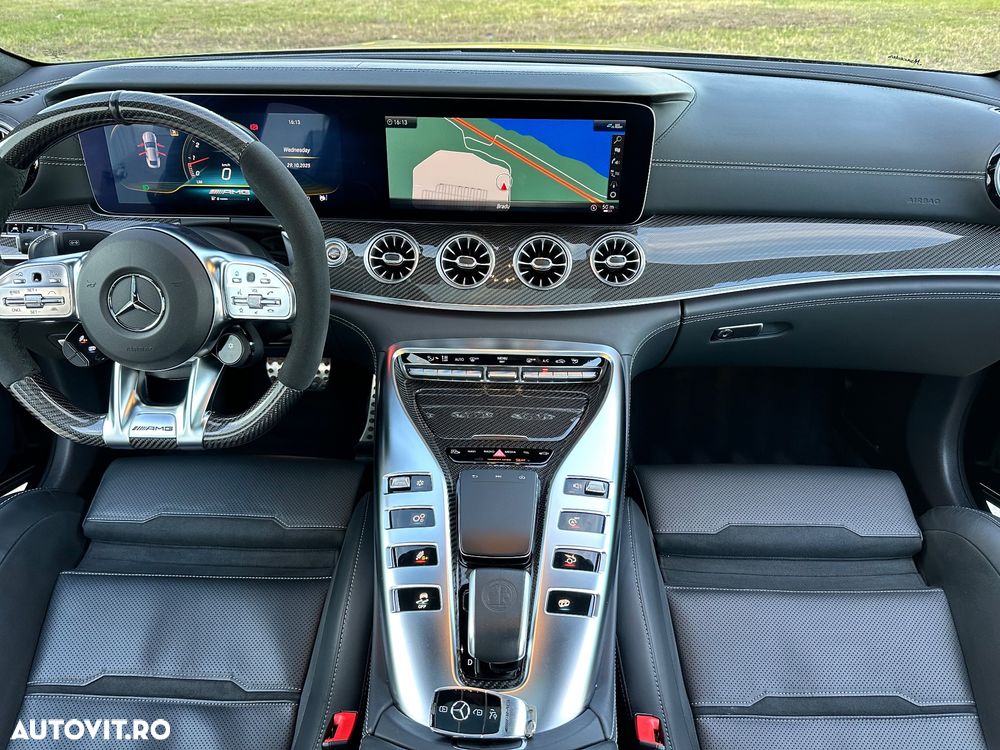 Mercedes-Benz AMG GT-S 63 4MATIC+ - 13