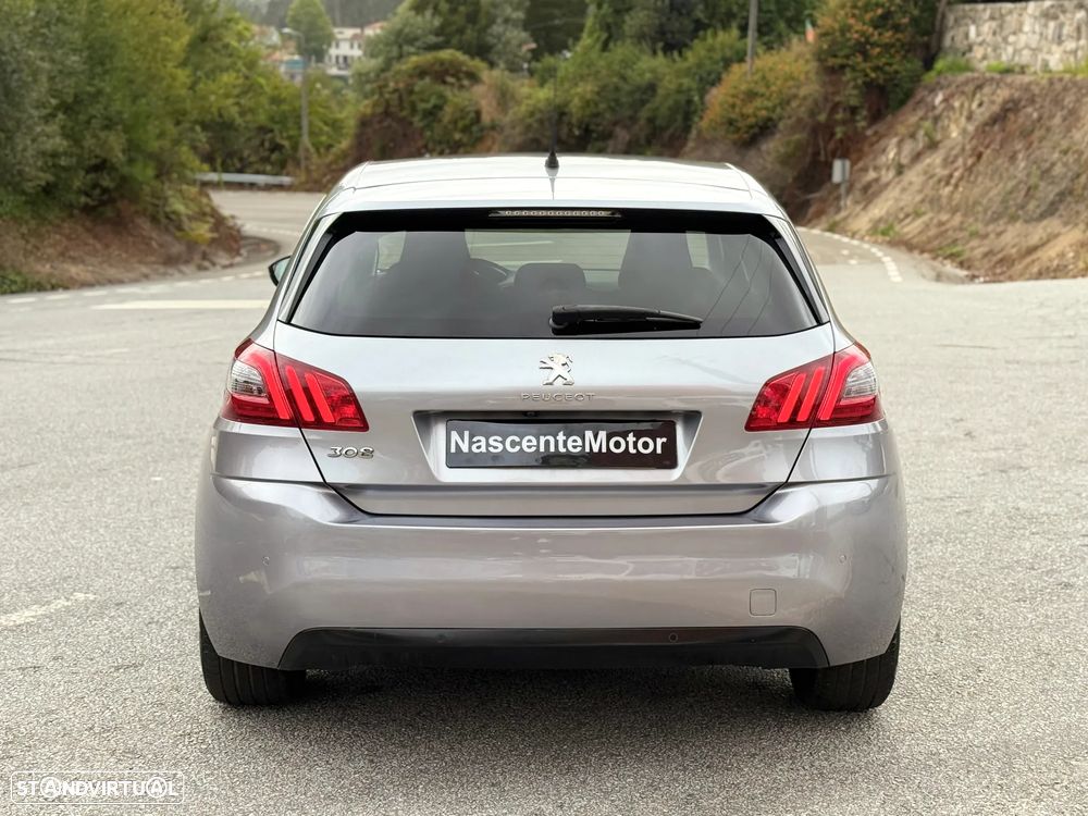 Peugeot 308 1.2 PureTech Allure EAT8 - 15