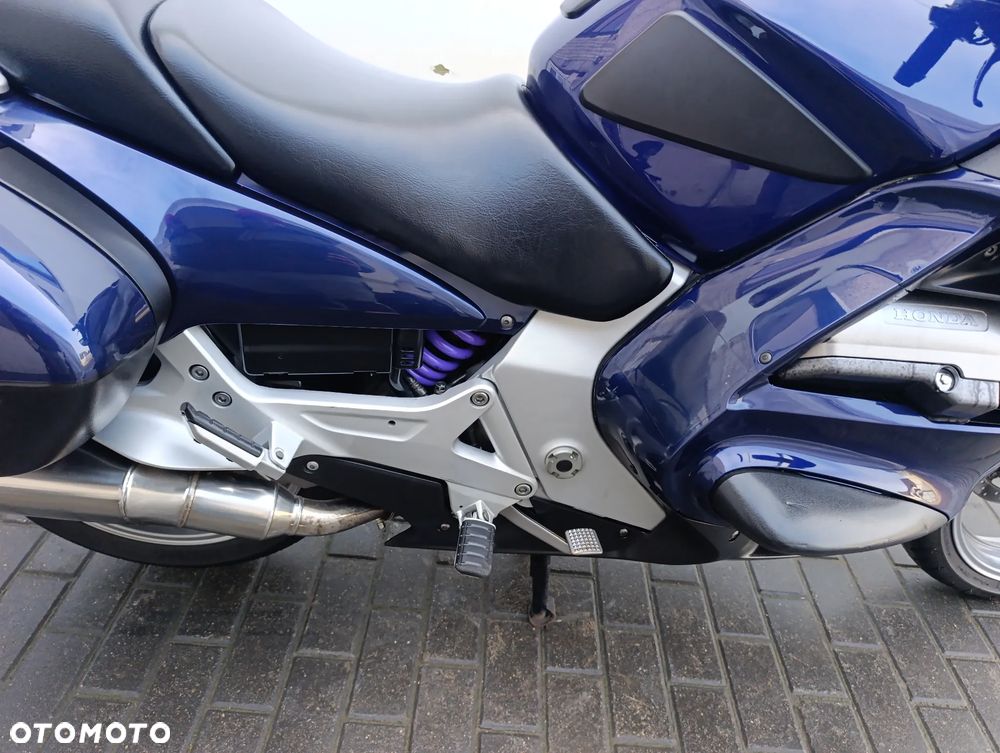 Honda ST - 27