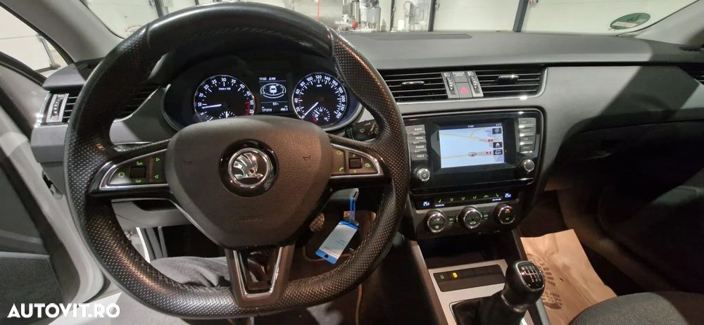 Skoda Octavia 2.0 TDI Green tec Elegance - 15