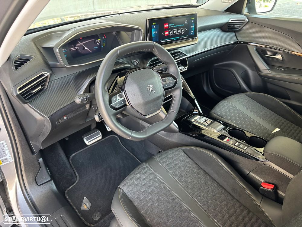 Peugeot e-2008 Allure Pack - 11