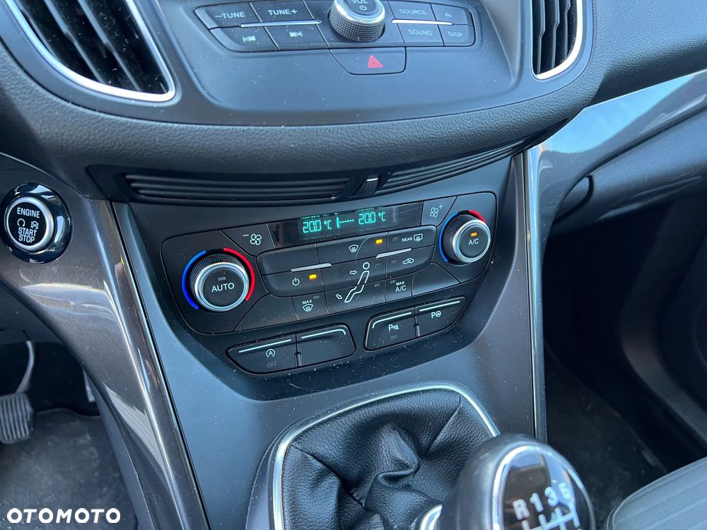 Ford Grand C-MAX - 15