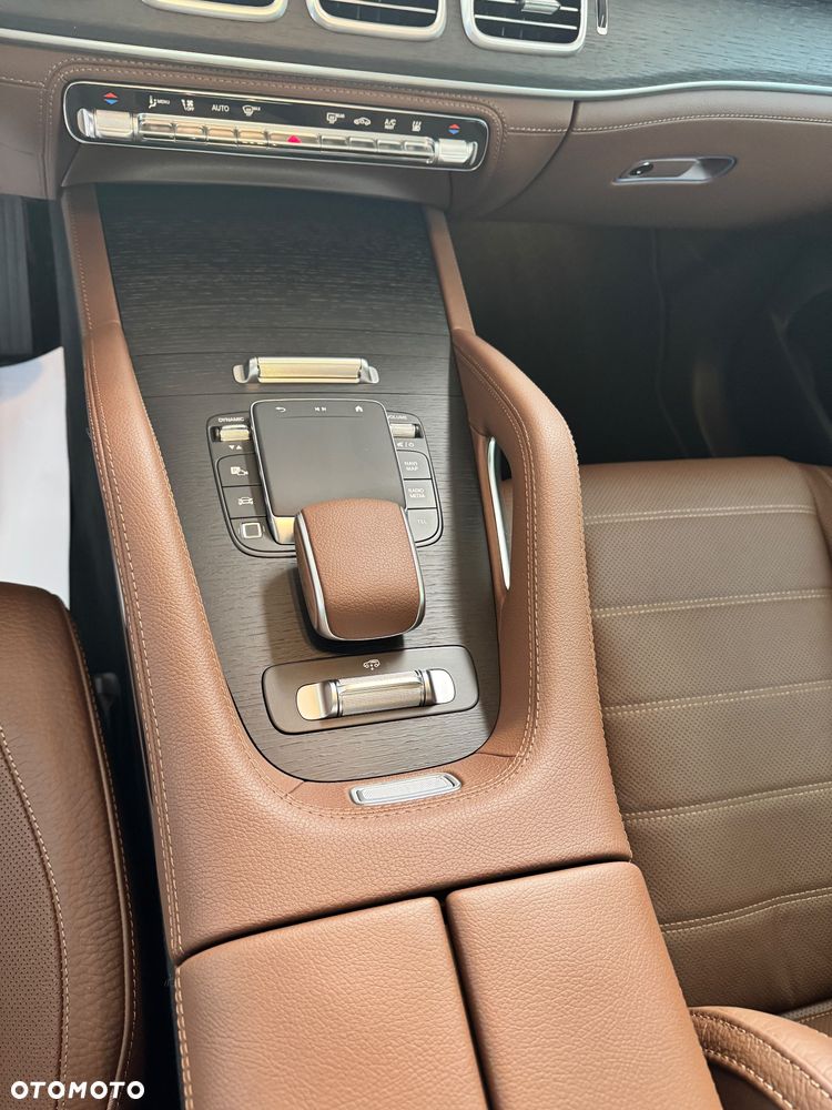 Mercedes-Benz GLE - 15