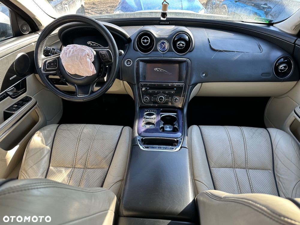 Jaguar XJ 3.0 D V6 LWB Premium Luxury - 7