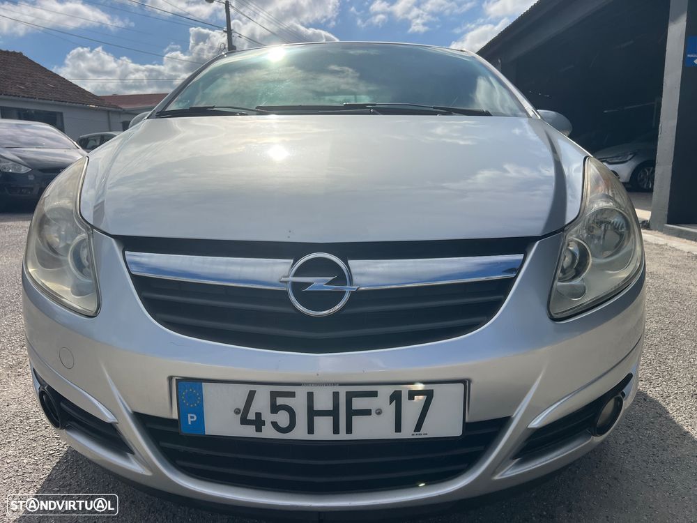 Opel Corsa 1.2 Cosmo - 40