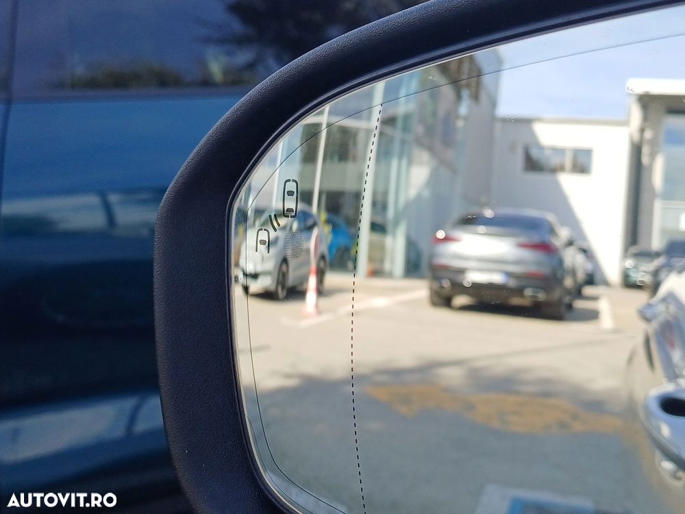 Ford Mondeo 2.0 HEV Titanium - 24