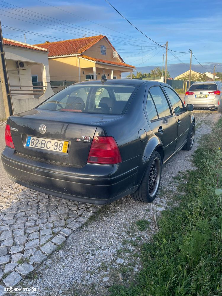 VW Bora 1.9 TDi Highline EC 4M - 1