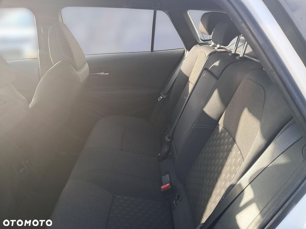 Toyota Corolla 1.8 Hybrid Comfort - 12