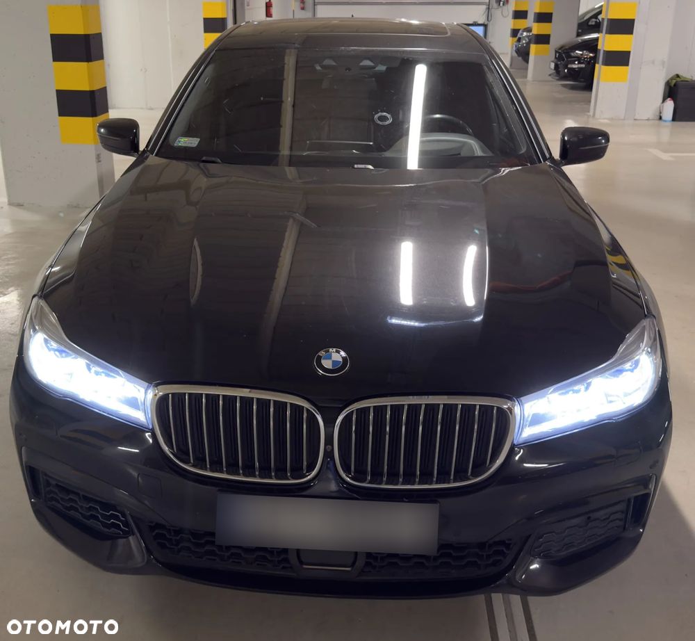 BMW Seria 7 750Ld xDrive - 23