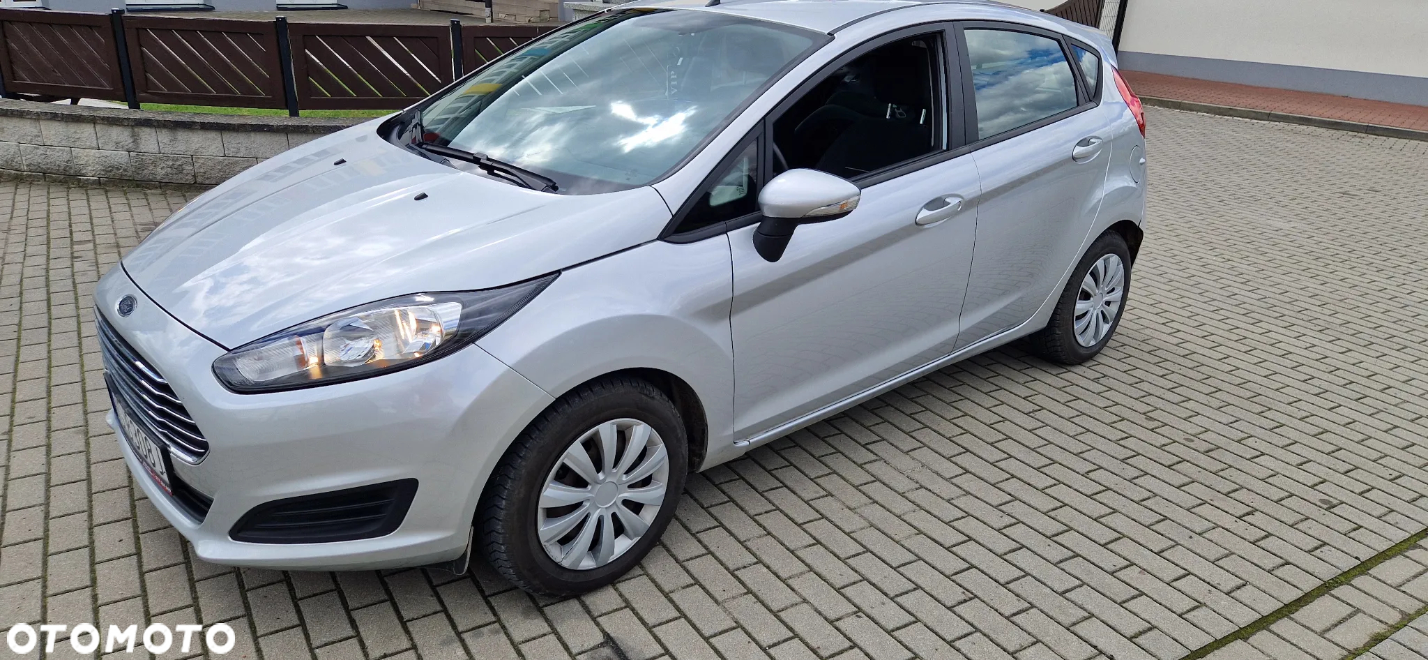 Ford Fiesta - 2