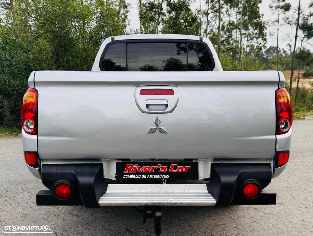 Mitsubishi L200 2.5 DI-D CD Invite AC CC 4WD - 12