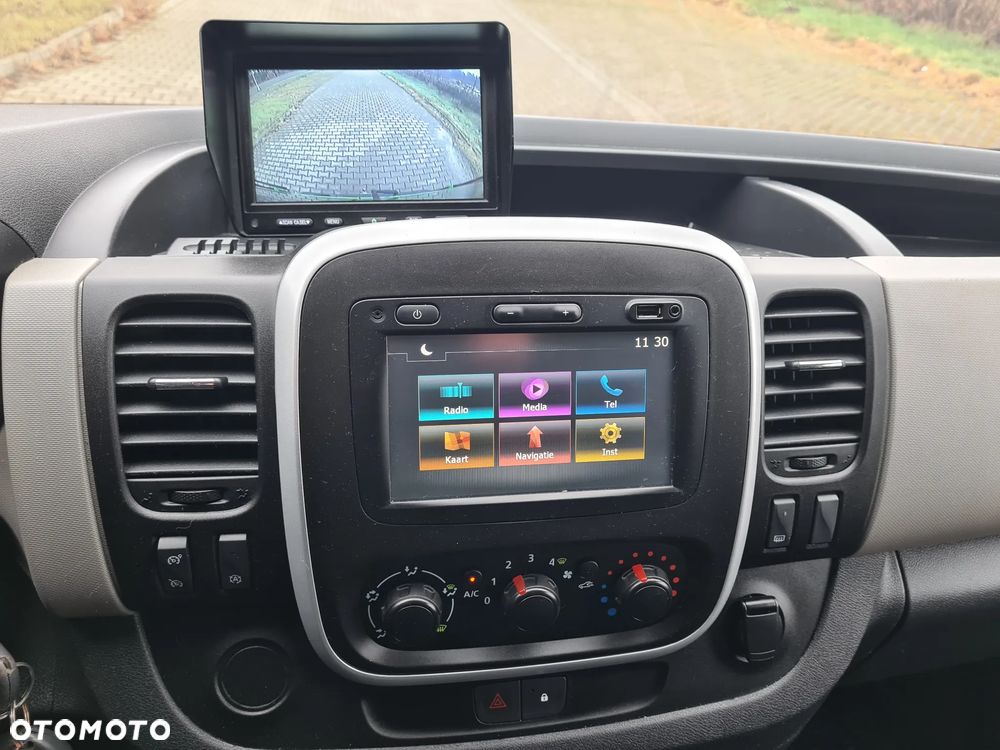 Renault TRAFIC - 7