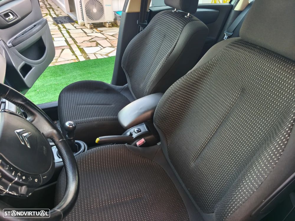 Citroën C4 1.6 HDi VTR Pack - 19