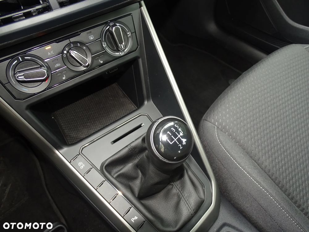 Volkswagen Polo 1.0 TSI OPF Comfortline - 20