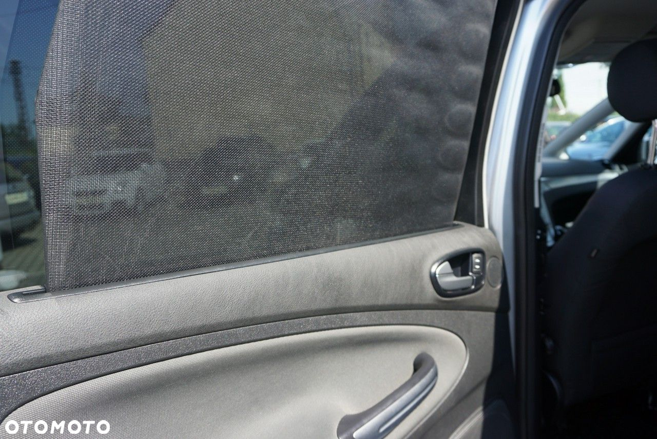 Ford S-Max - 9