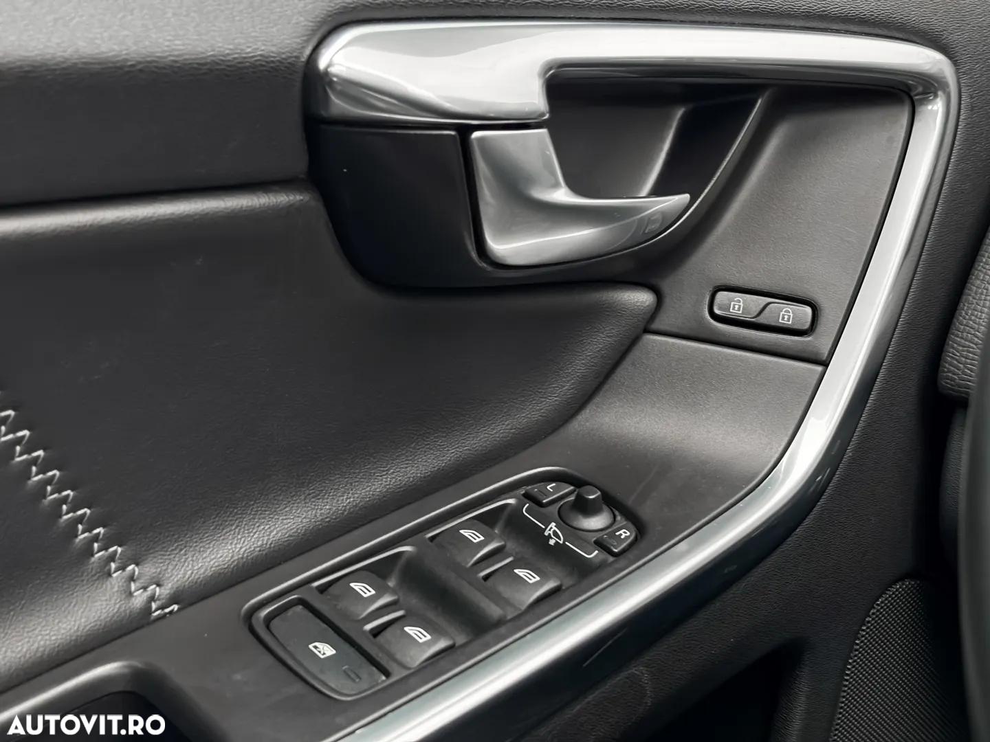 Volvo XC 60 - 13