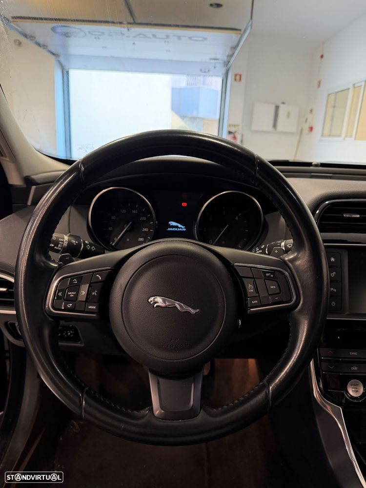 Jaguar XE E-Performance Aut. Prestige - 9