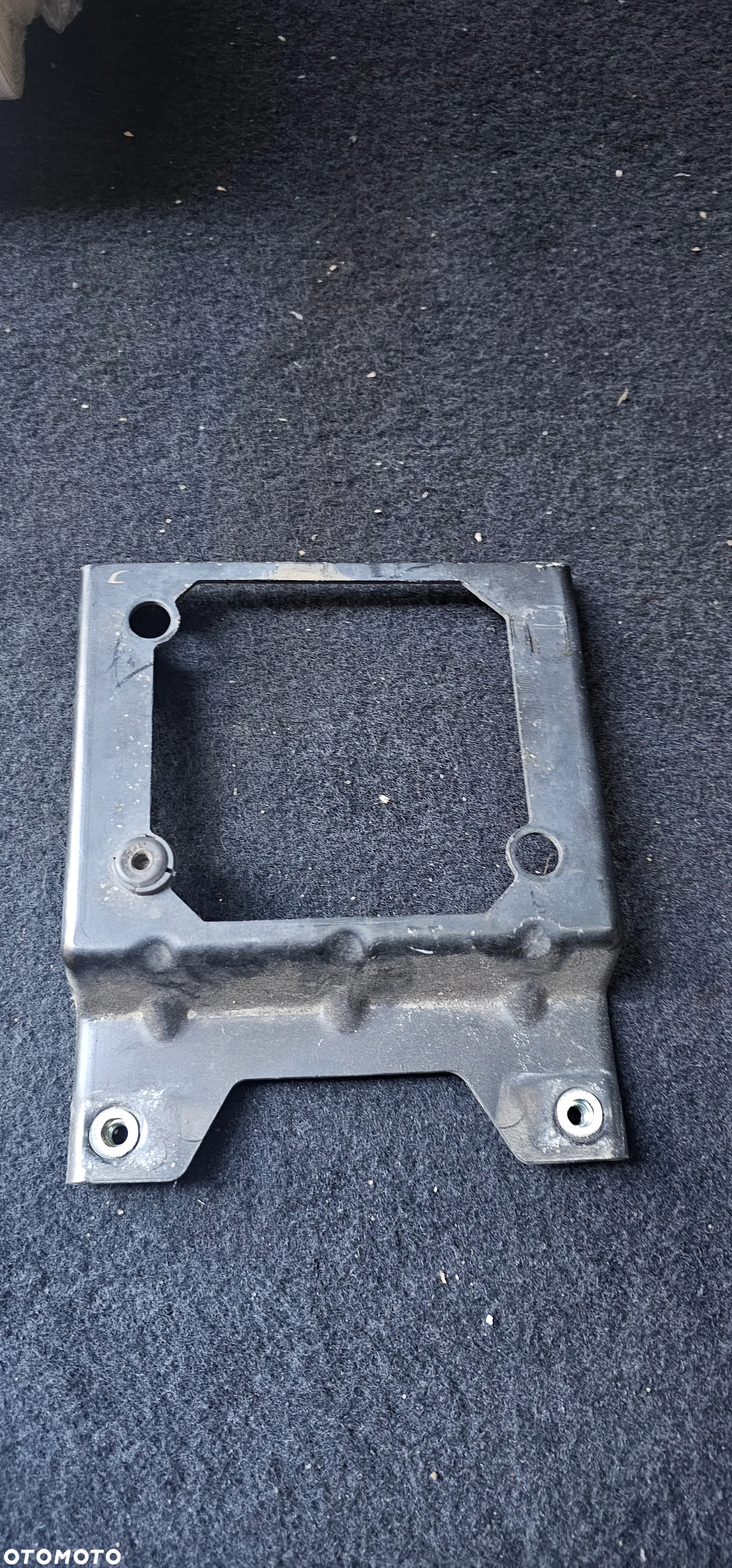 Uchwyt mocowanie radaru ACC Vw Audi 8V0907481 - 2