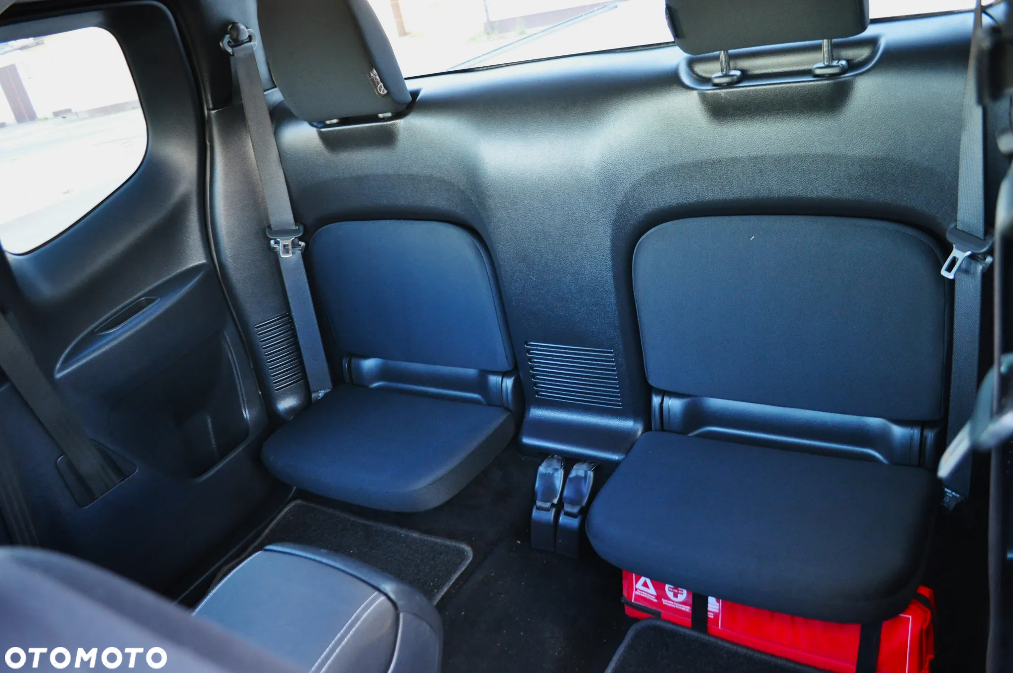 Nissan NP300 Pickup Navara 2.3 dCi Visia EU6 - 27
