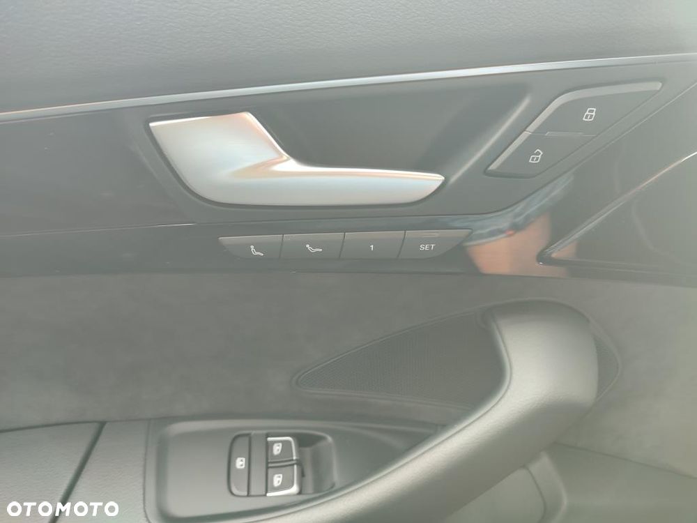 Audi A8 3.0 TDI DPF quattro tiptronic - 25