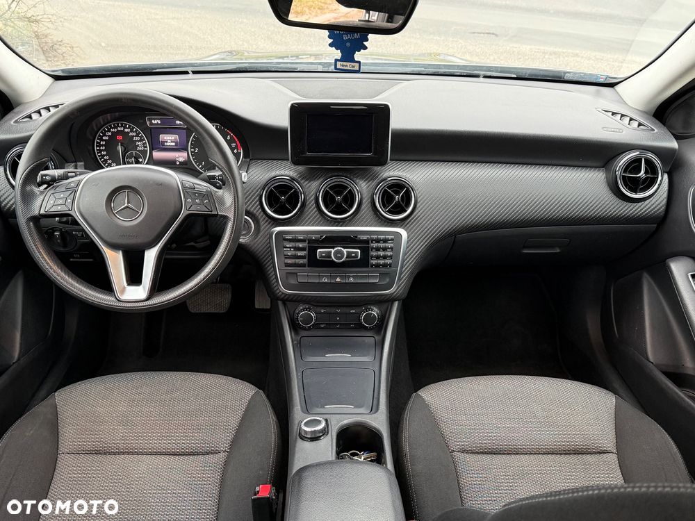 Mercedes-Benz GLA - 17