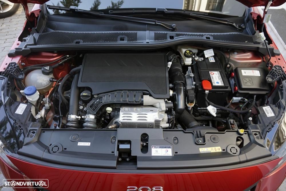 Peugeot 208 1.2 PureTech Allure EAT8 - 30
