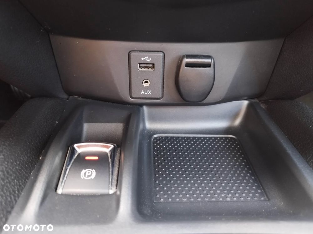 Nissan X-Trail 1.6 DIG-T N-Vision 2WD - 22