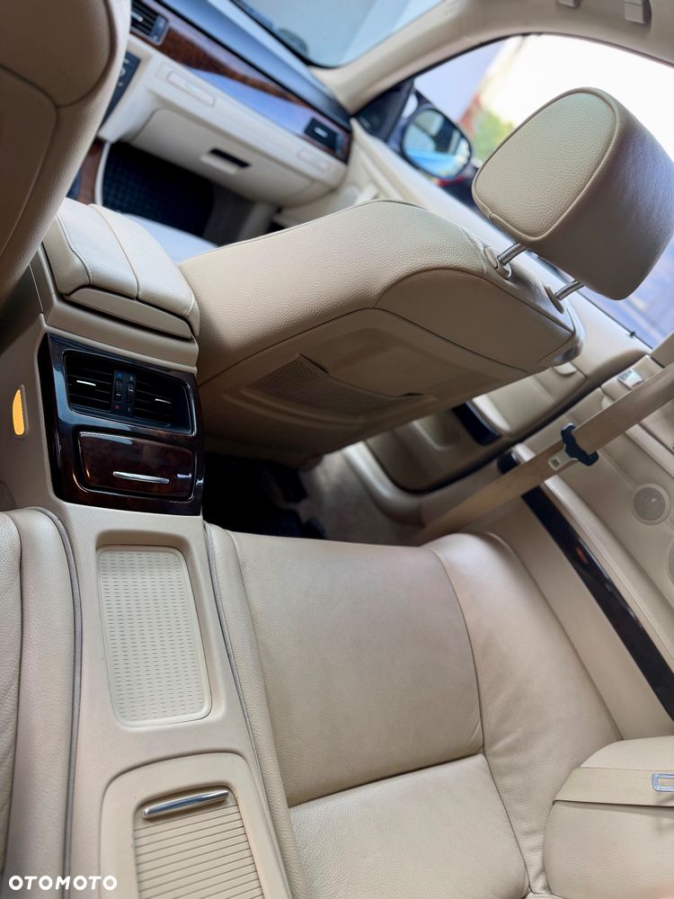 BMW Seria 3 320i - 16