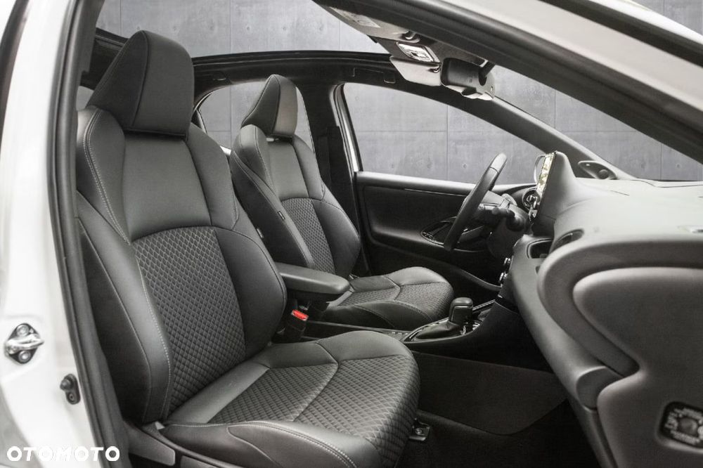 Toyota Yaris Hybrid 1.5 Selection Style - 7